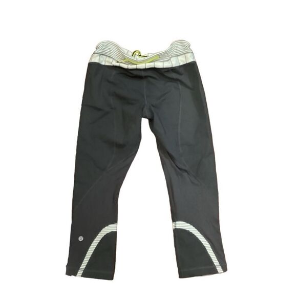 Lululemon Run Inspire Crop II Soot Light Hyper Stripe Angel Wing Gray Sz 6 - Picture 5 of 11